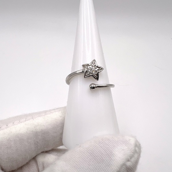 Sale $15 Firm! .925 Sterling Silver Cz Star Ring - Picture 7 of 16